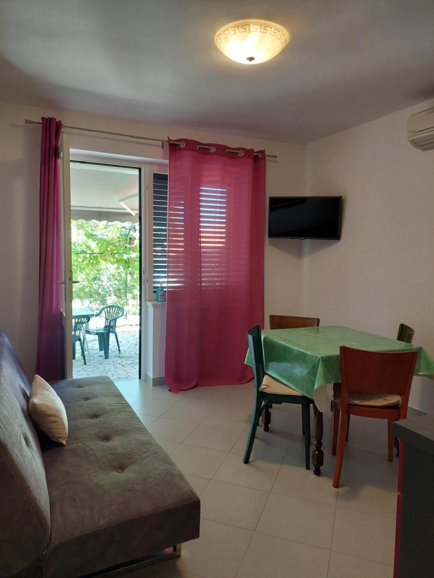 Apartment Roglic Ραμπ Εξωτερικό φωτογραφία